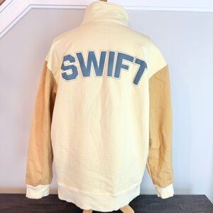 Taylor Swift Holiday Limited Edition Core Half Zip Logo Popover Folklore Large